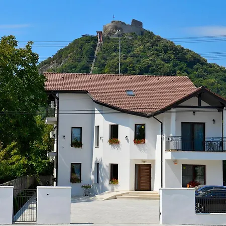 Casa Mora Guest house 3*